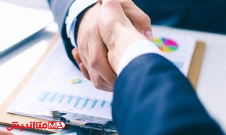 جدول مقایسه استخدام کارمند IT با قرارداد پشتیبانی شرکتی -helpdesk